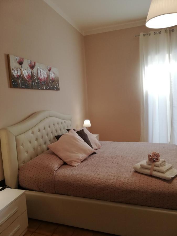 Casa Francesca E Rooms Санта-Мария-ди-Кастеллабате Экстерьер фото